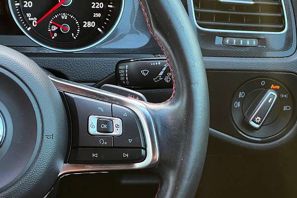 2017 Volkswagen Golf GTI 7