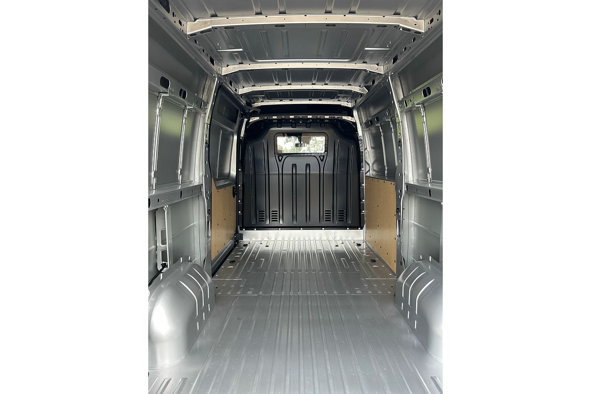 2024 Renault Master Pro 110kW X62 Phase 2