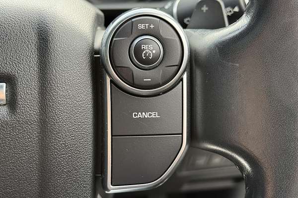 2017 Land Rover Discovery TD6 HSE Luxury Series 5