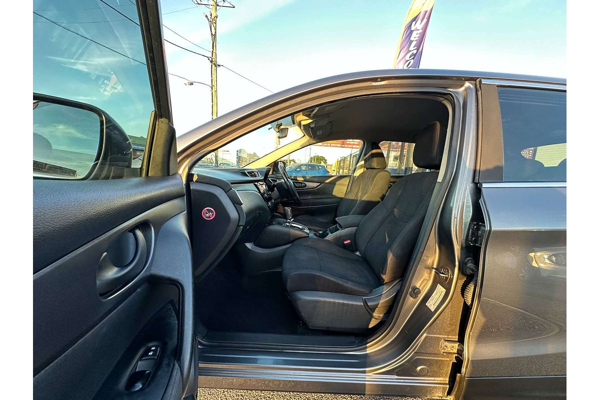 2016 Nissan Qashqai  ST