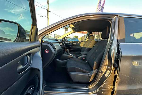 2016 Nissan Qashqai  ST