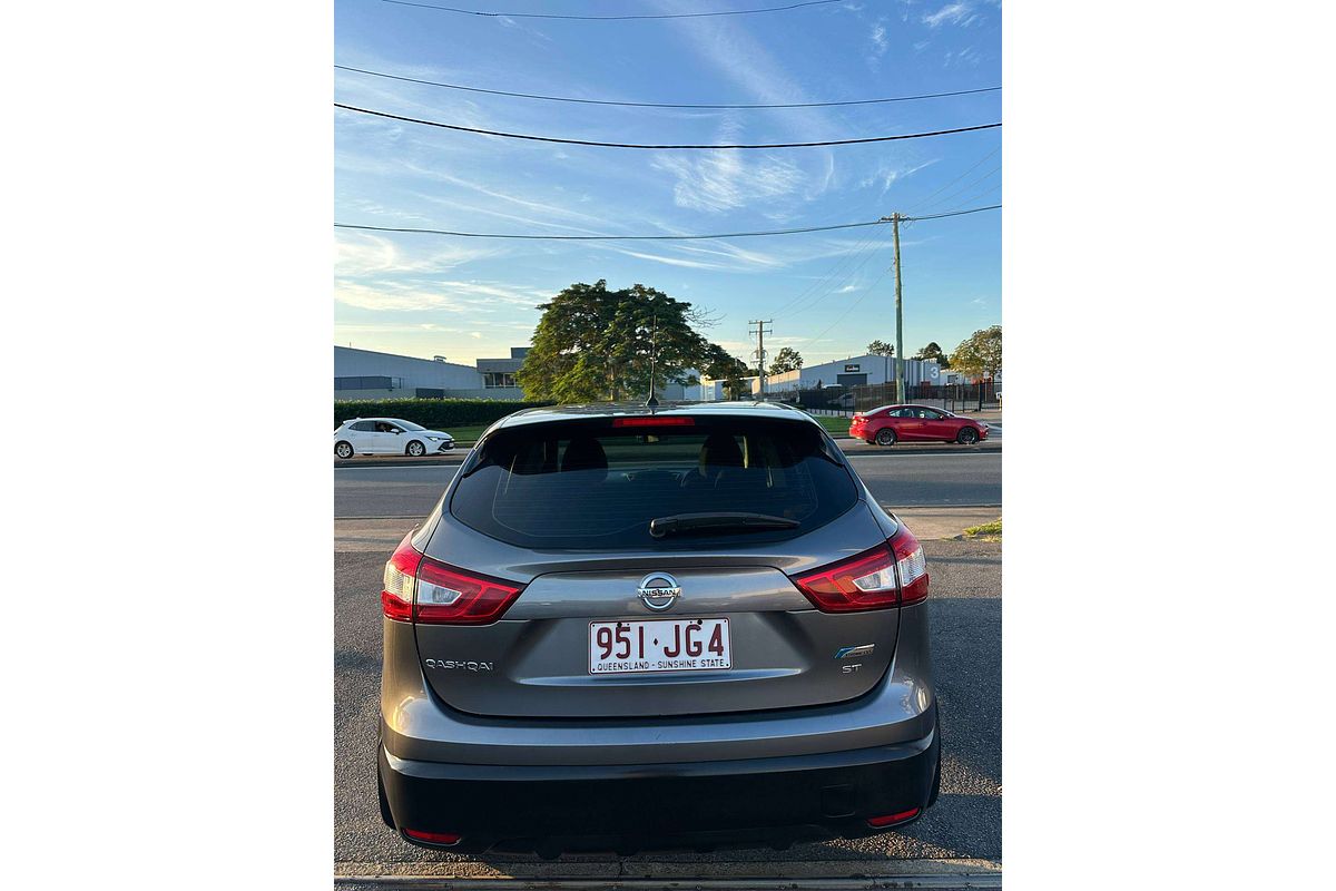 2016 Nissan Qashqai  ST