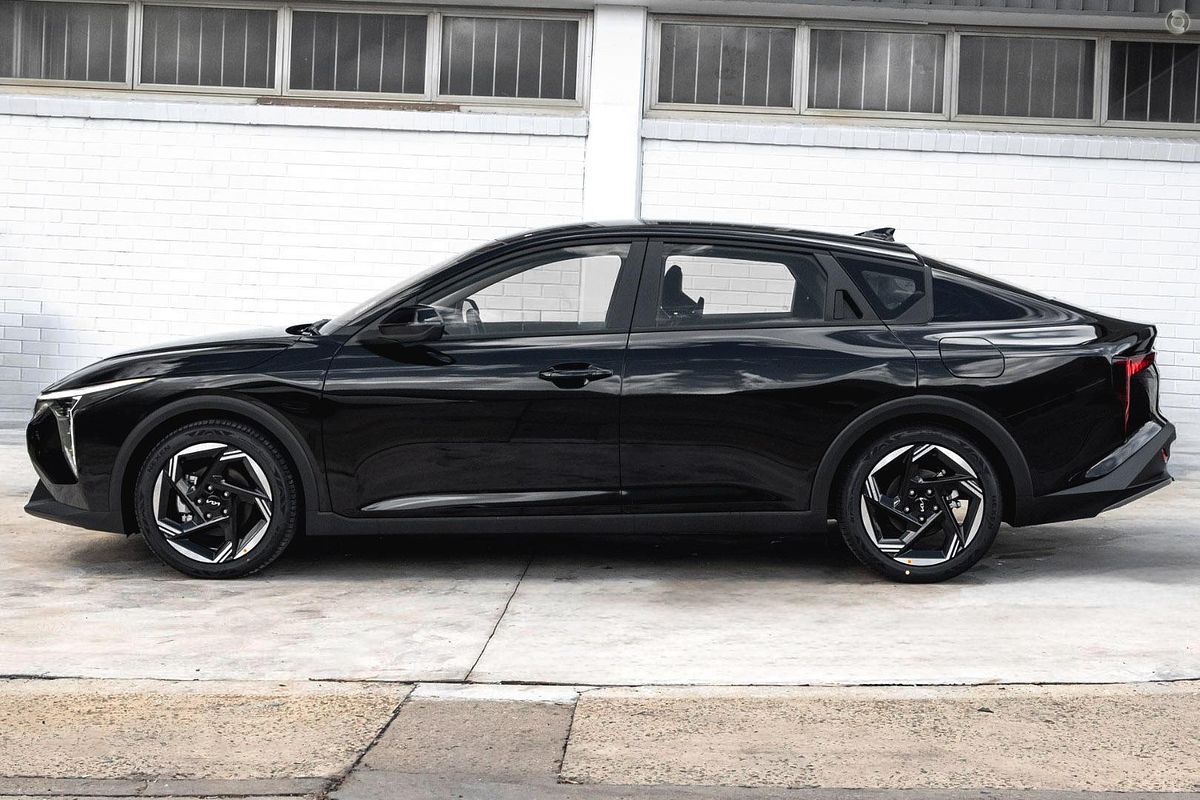 2025 Kia K4 Sport+ CL4m