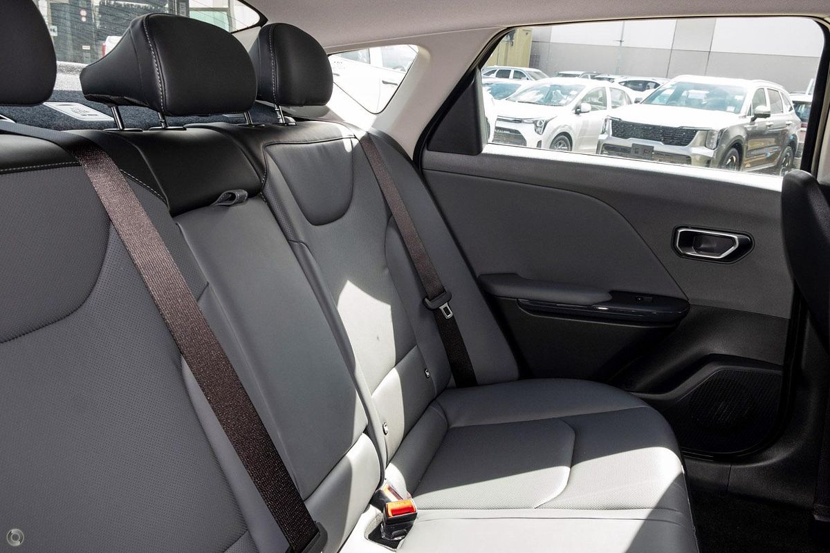 2025 Kia K4 Sport+ CL4m
