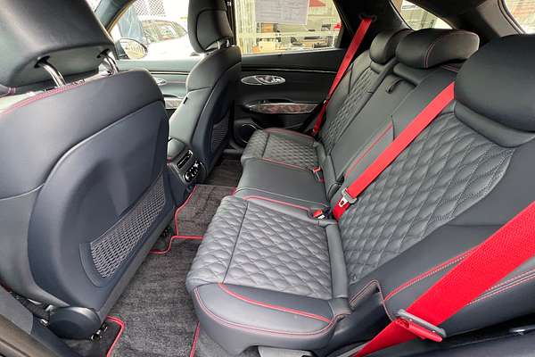 2024 Genesis GV70 2.5T AWD JK.V2