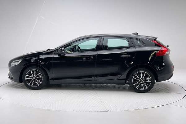 2017 Volvo V40 D2 Momentum