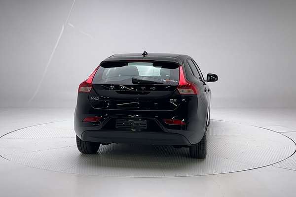 2017 Volvo V40 D2 Momentum