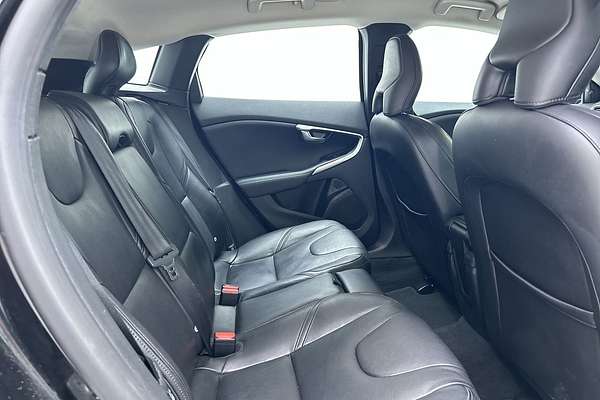 2017 Volvo V40 D2 Momentum