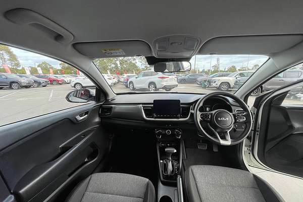 2023 Kia Stonic S YB