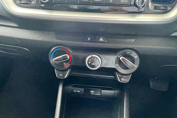 2023 Kia Stonic S YB