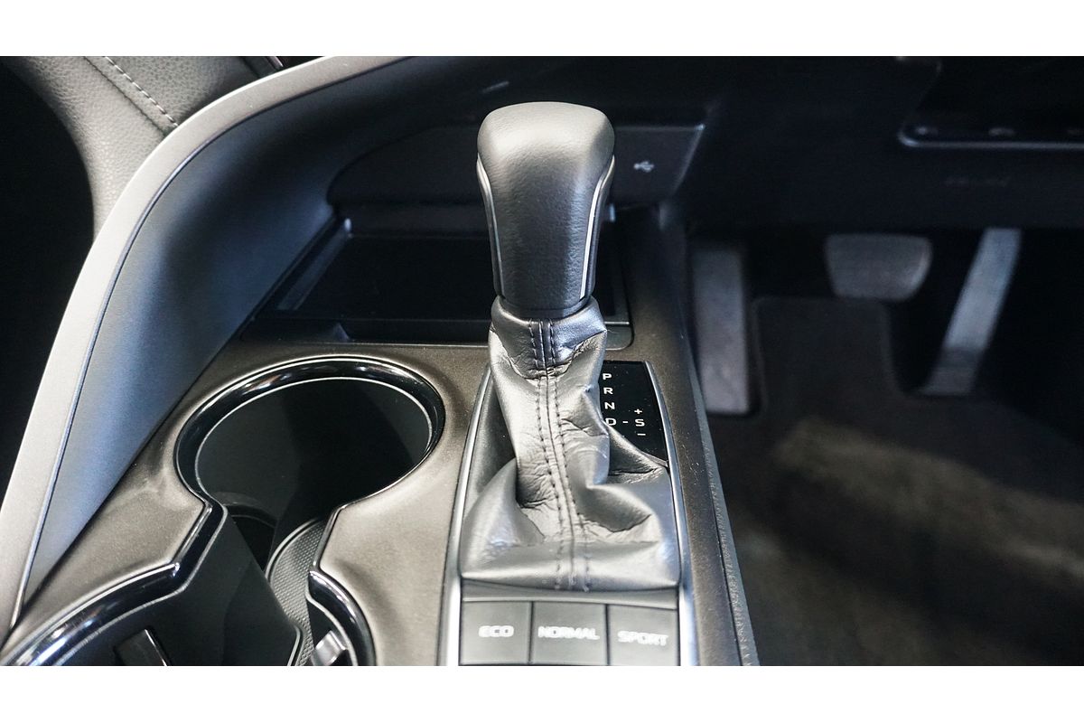 2024 Toyota Camry Ascent Sport AXVH70R