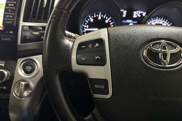 2013 Toyota Landcruiser Sahara VDJ200R