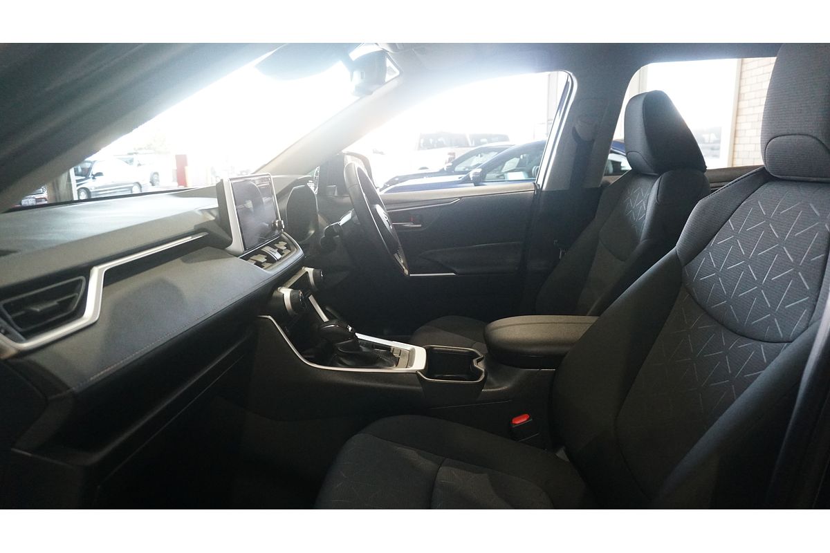 2025 Toyota RAV4 GXL AXAH52R