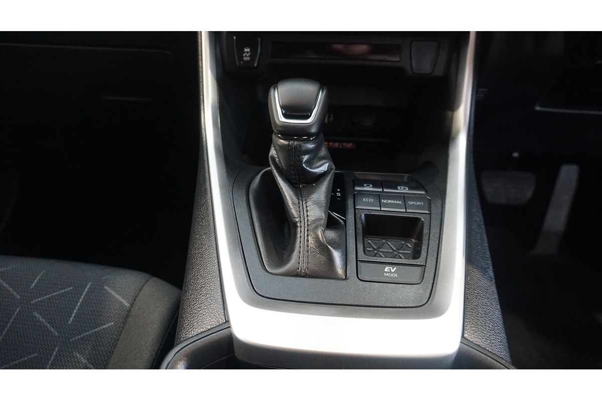 2025 Toyota RAV4 GXL AXAH52R