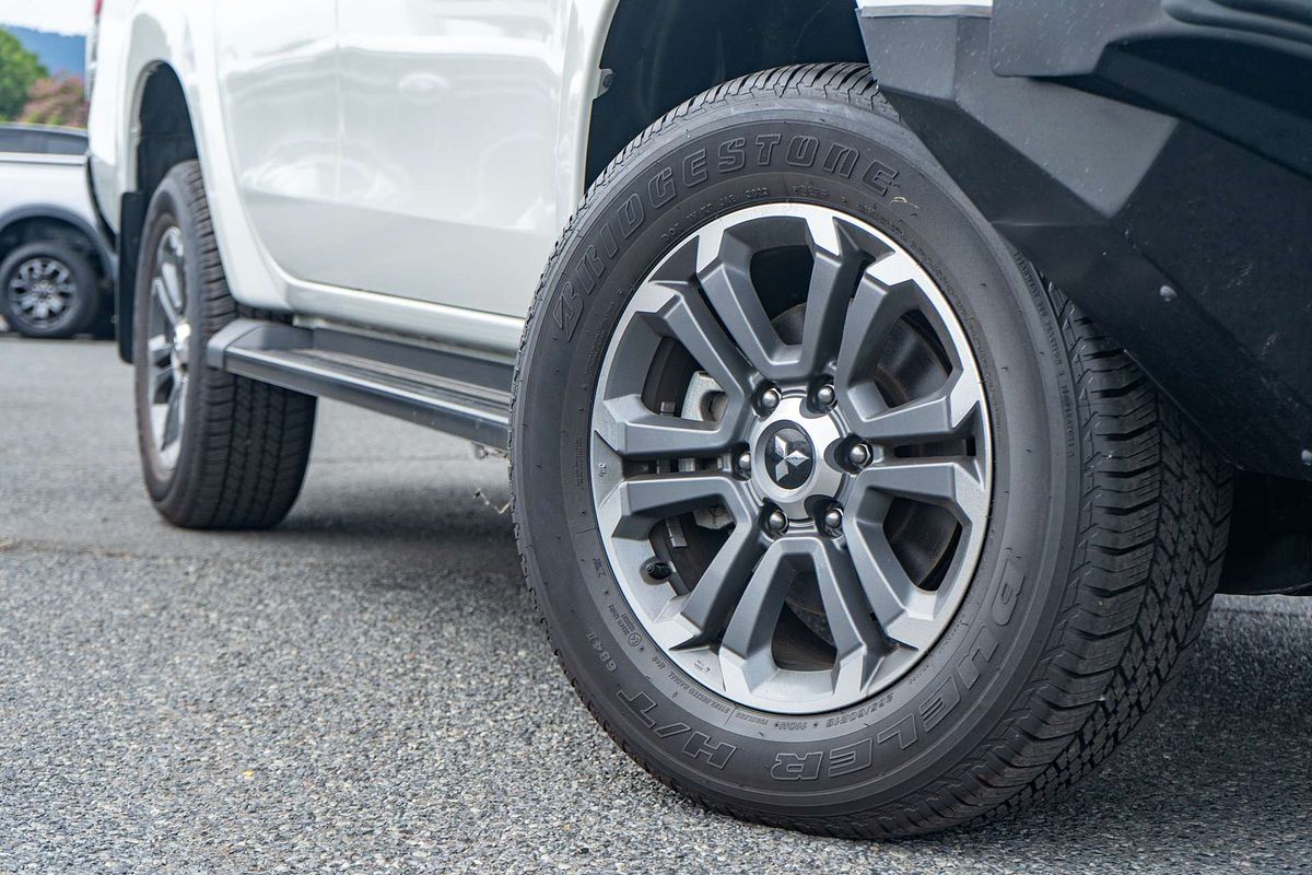 2023 Mitsubishi Triton GLS MR 4X4