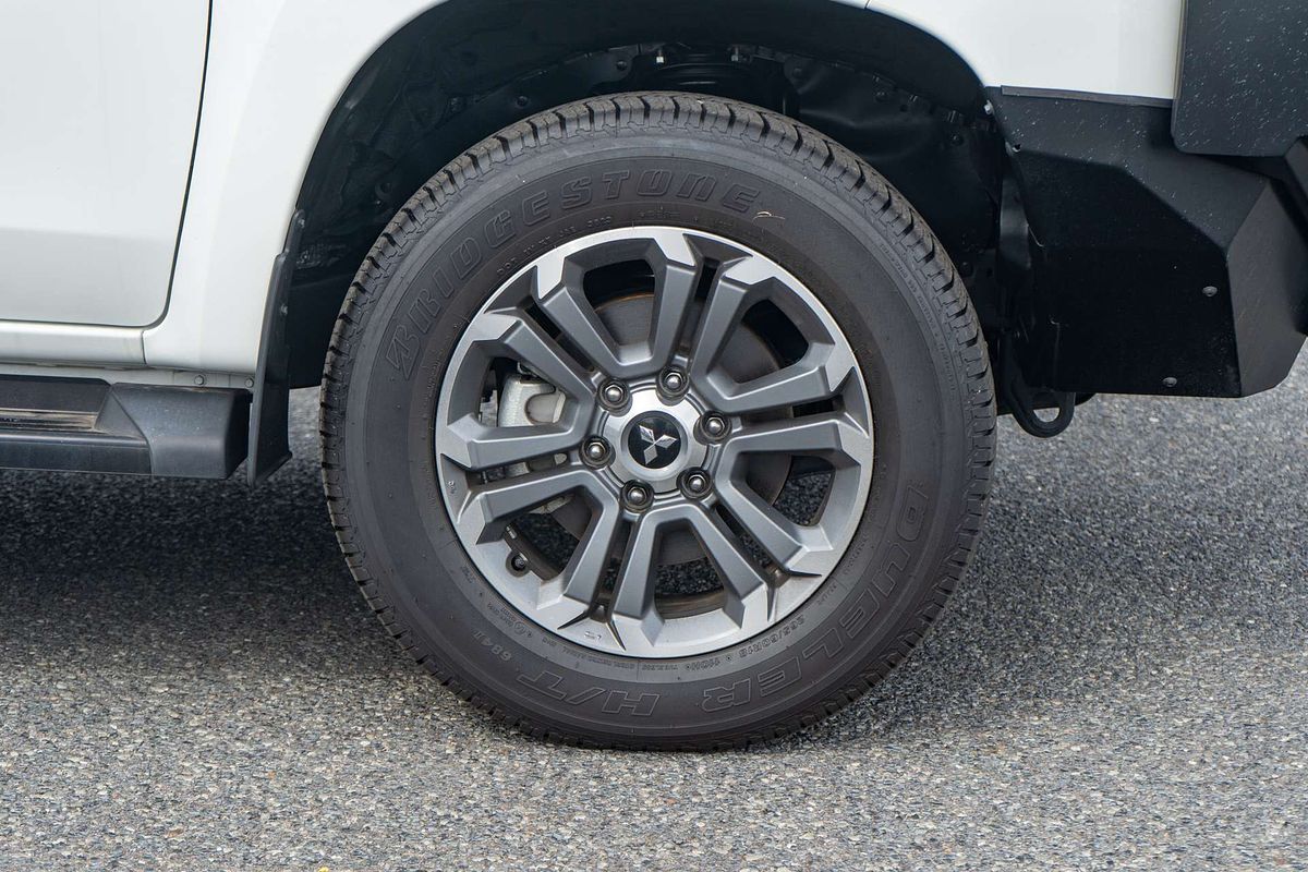 2023 Mitsubishi Triton GLS MR 4X4