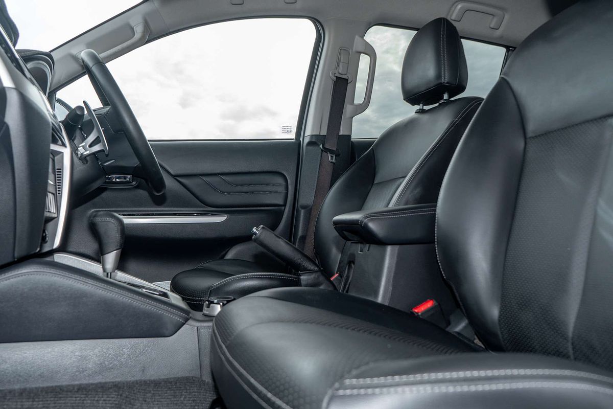 2023 Mitsubishi Triton GLS MR 4X4