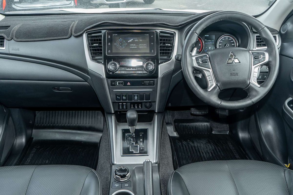 2023 Mitsubishi Triton GLS MR 4X4
