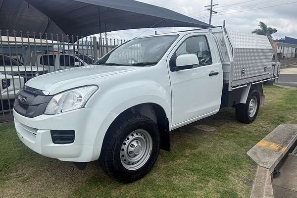 2016 Isuzu D-MAX SX High Ride Rear Wheel Drive