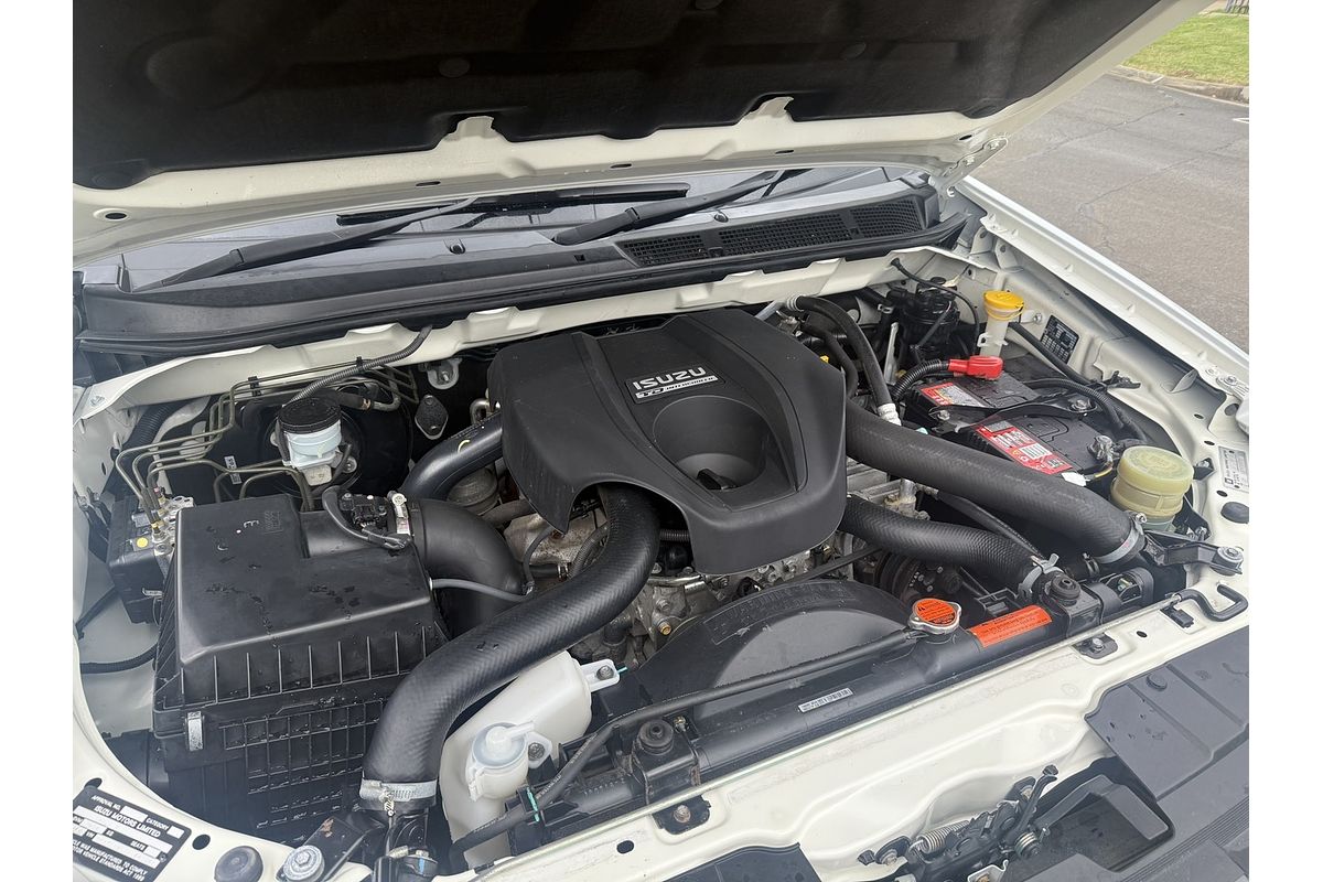 2016 Isuzu D-MAX SX High Ride Rear Wheel Drive