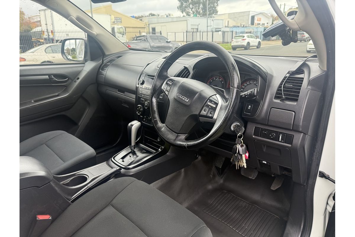 2016 Isuzu D-MAX SX High Ride Rear Wheel Drive