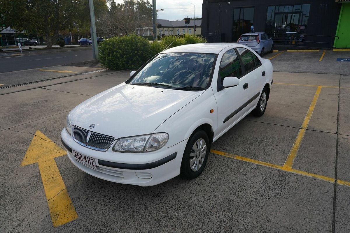 2000 Nissan Pulsar ST N16