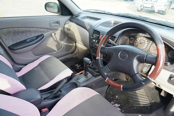 2000 Nissan Pulsar ST N16