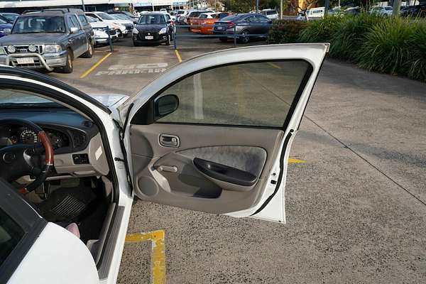 2000 Nissan Pulsar ST N16