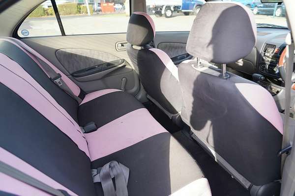 2000 Nissan Pulsar ST N16
