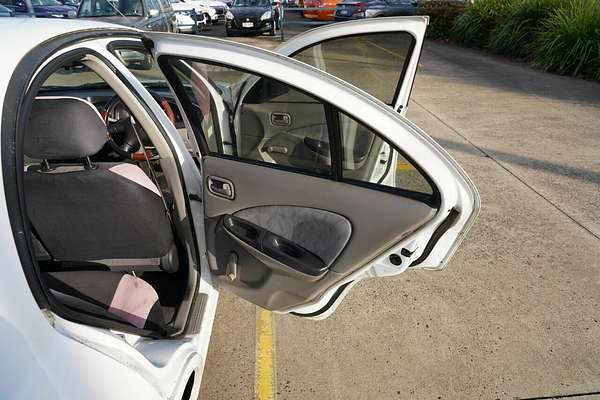 2000 Nissan Pulsar ST N16