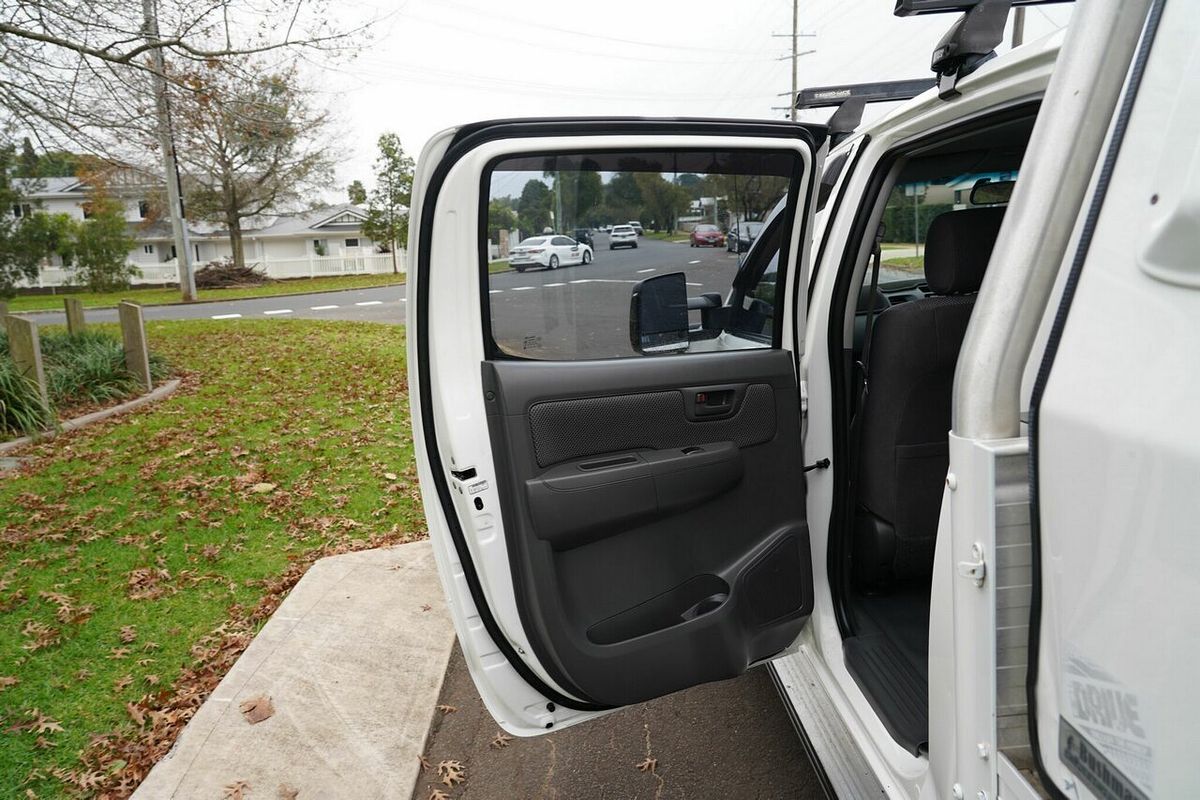 2011 Toyota Hilux SR (4x4) KUN26R MY12 4X4
