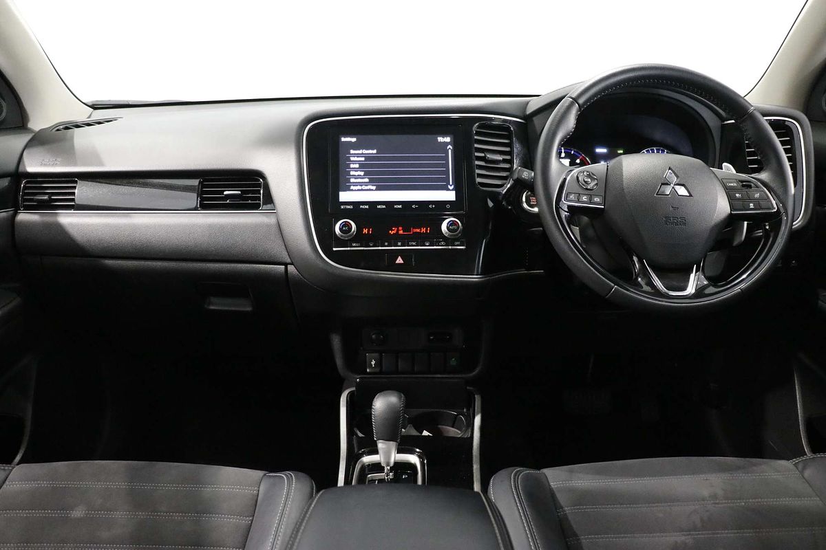 2020 Mitsubishi Outlander LS ZL