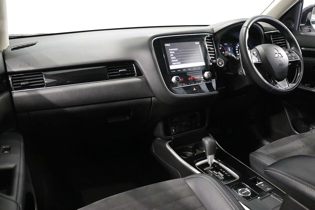 2020 Mitsubishi Outlander LS ZL