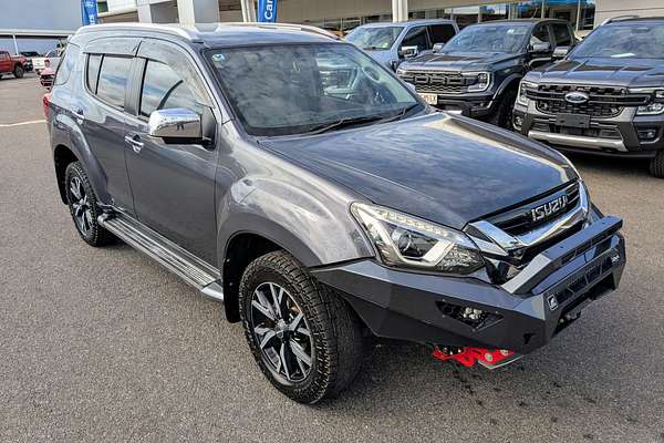 2021 Isuzu MU-X LS-U