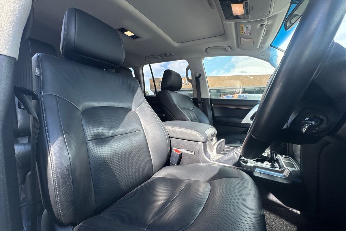 2017 Toyota Landcruiser VX VDJ200R