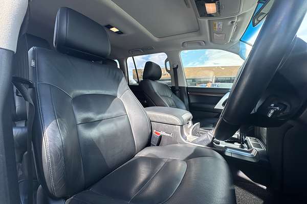 2017 Toyota Landcruiser VX VDJ200R