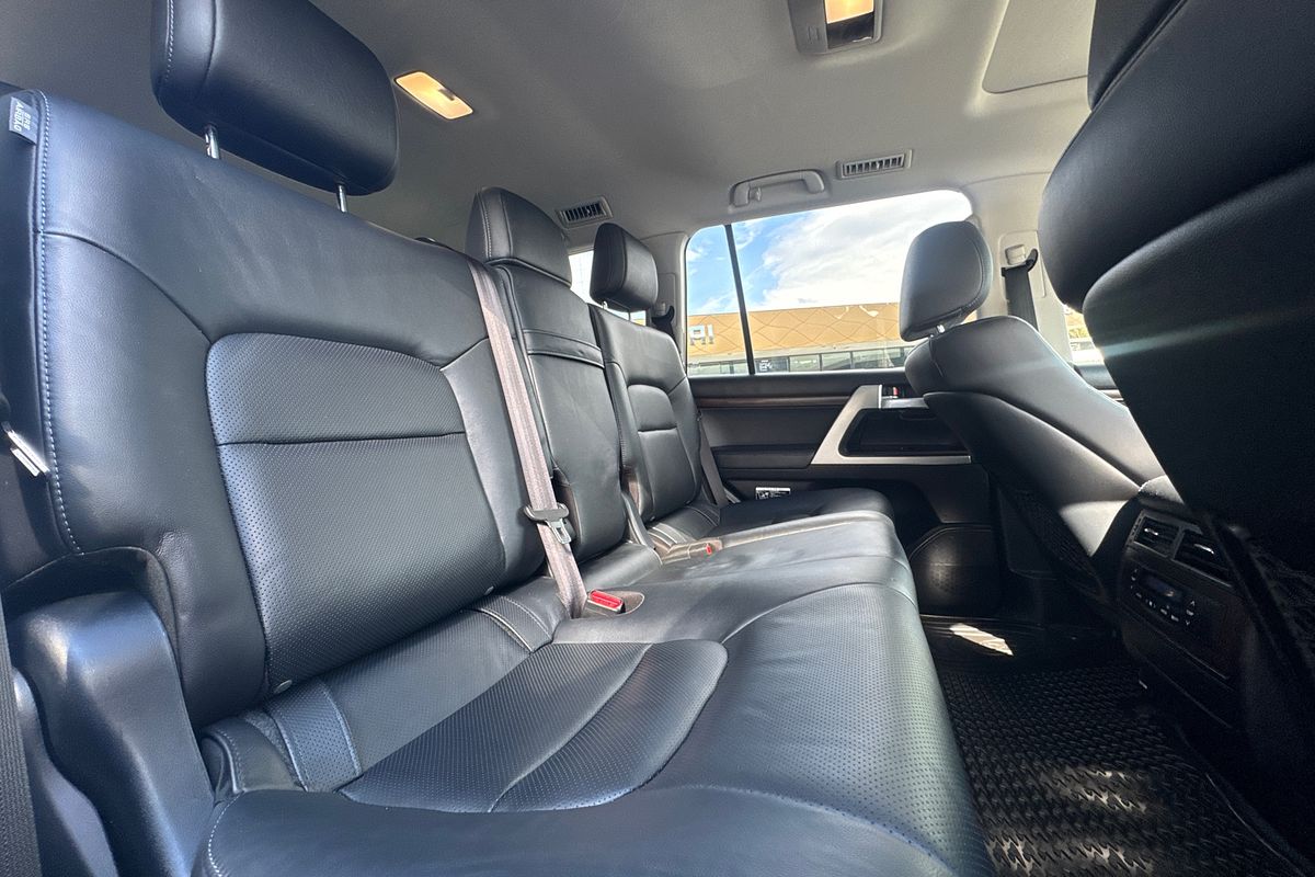 2017 Toyota Landcruiser VX VDJ200R