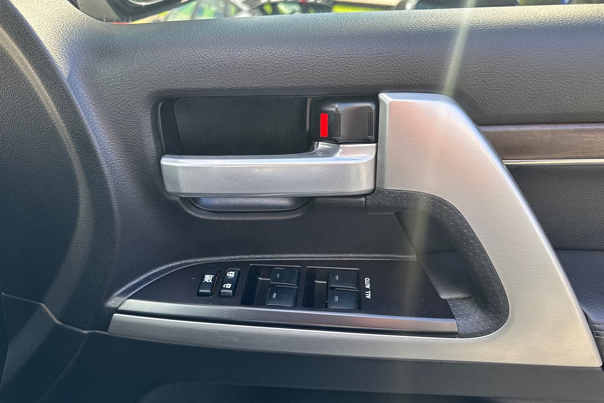 2017 Toyota Landcruiser VX VDJ200R