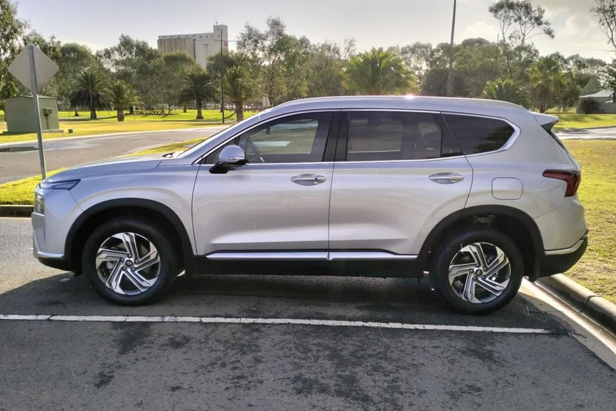 2023 Hyundai Santa Fe Active TM.V4