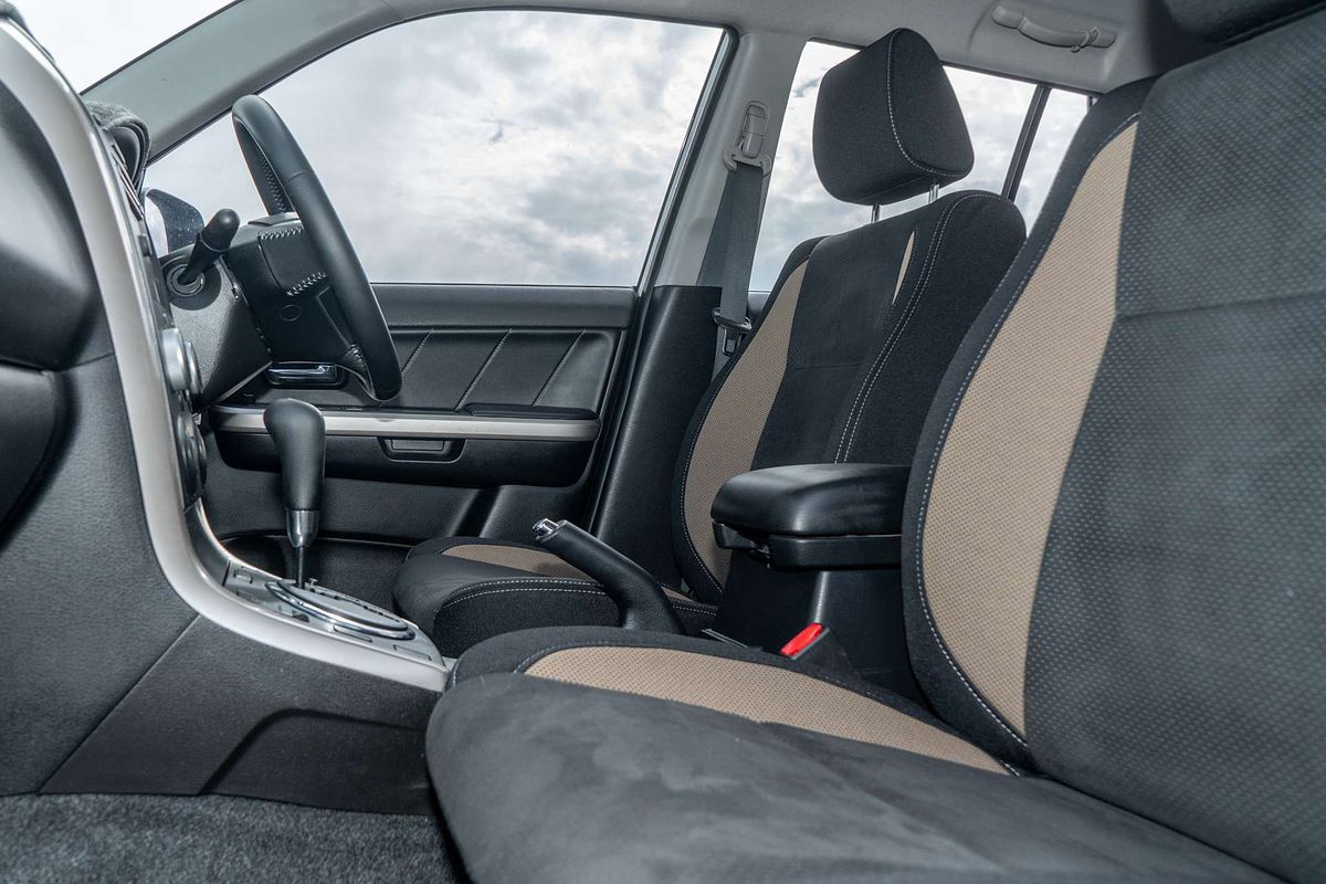 2014 Suzuki Grand Vitara Sport JB