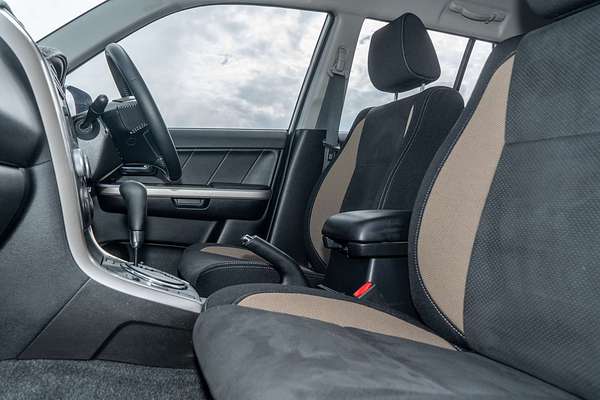 2014 Suzuki Grand Vitara Sport JB