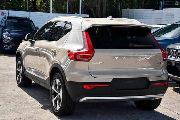 2024 Volvo XC40 Ultra B4 Bright