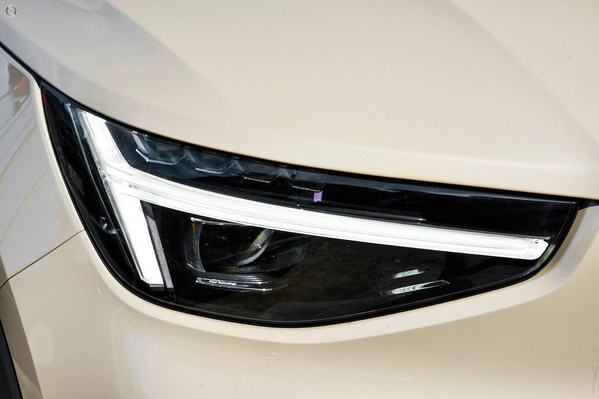 2024 Volvo XC40 Ultra B4 Bright