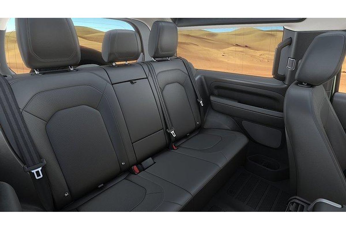 2024 Land Rover Defender 90 D250 S L663