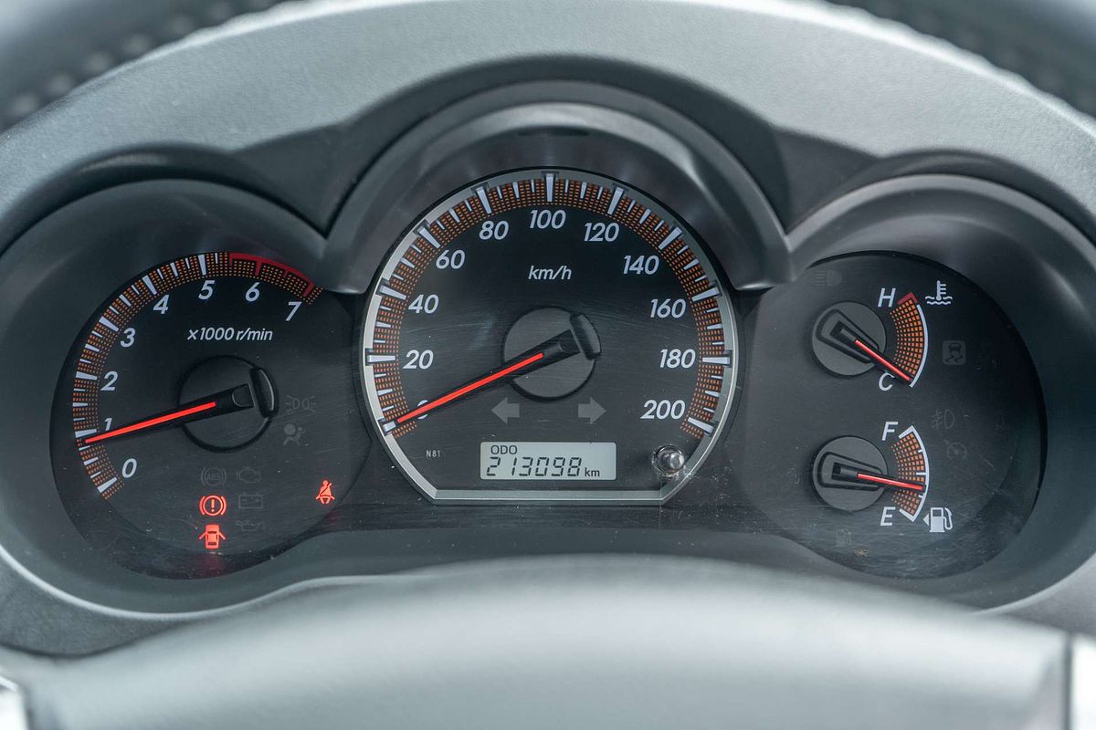 2012 Toyota Hilux SR5 GGN25R 4X4