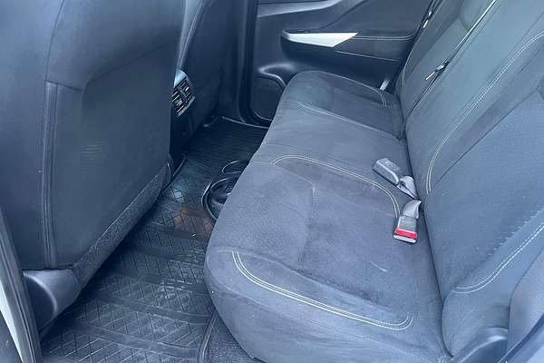 2017 Nissan Navara RX D23 Series 2 Rear Wheel Drive