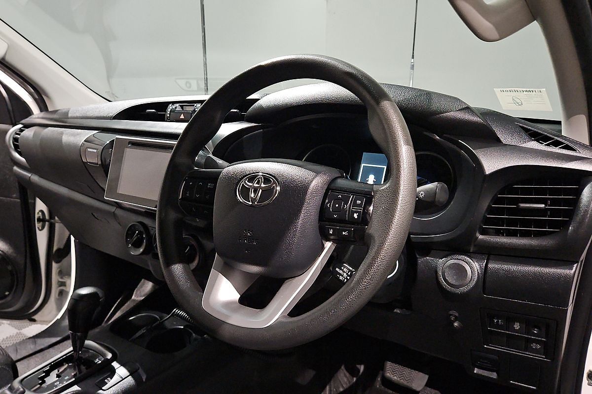 2020 Toyota Hilux SR GUN126R 4X4