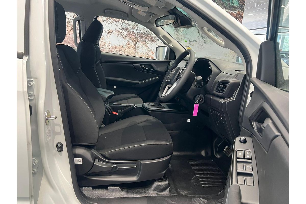 2025 Isuzu D-MAX SX 4X4