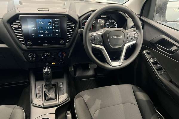 2025 Isuzu D-MAX SX 4X4