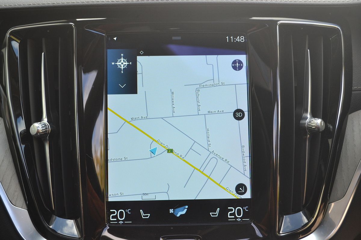 2022 Volvo S60 B5 Inscription